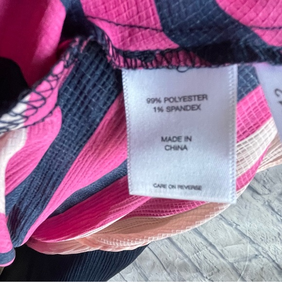 NEW New York & Company Blouse - Picture 4 of 4